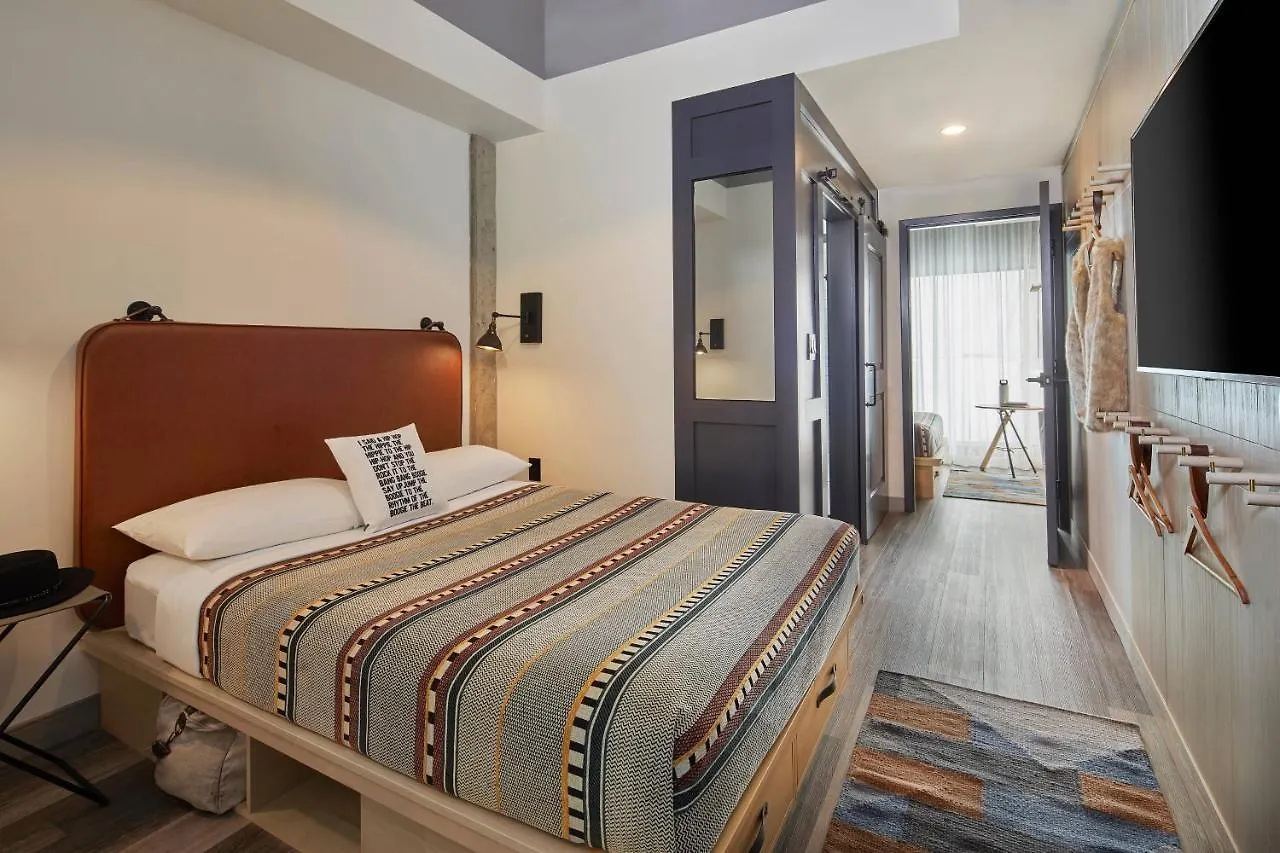 Moxy Columbus Short North Hotel United States