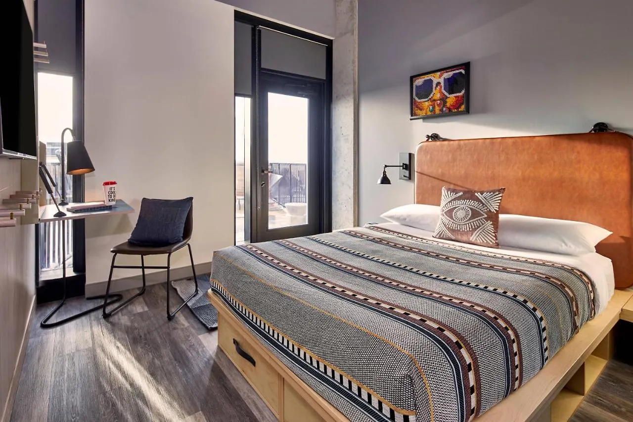 Moxy Columbus Short North Hotel