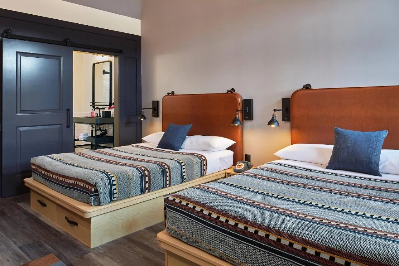 Moxy Columbus Short North Hotell