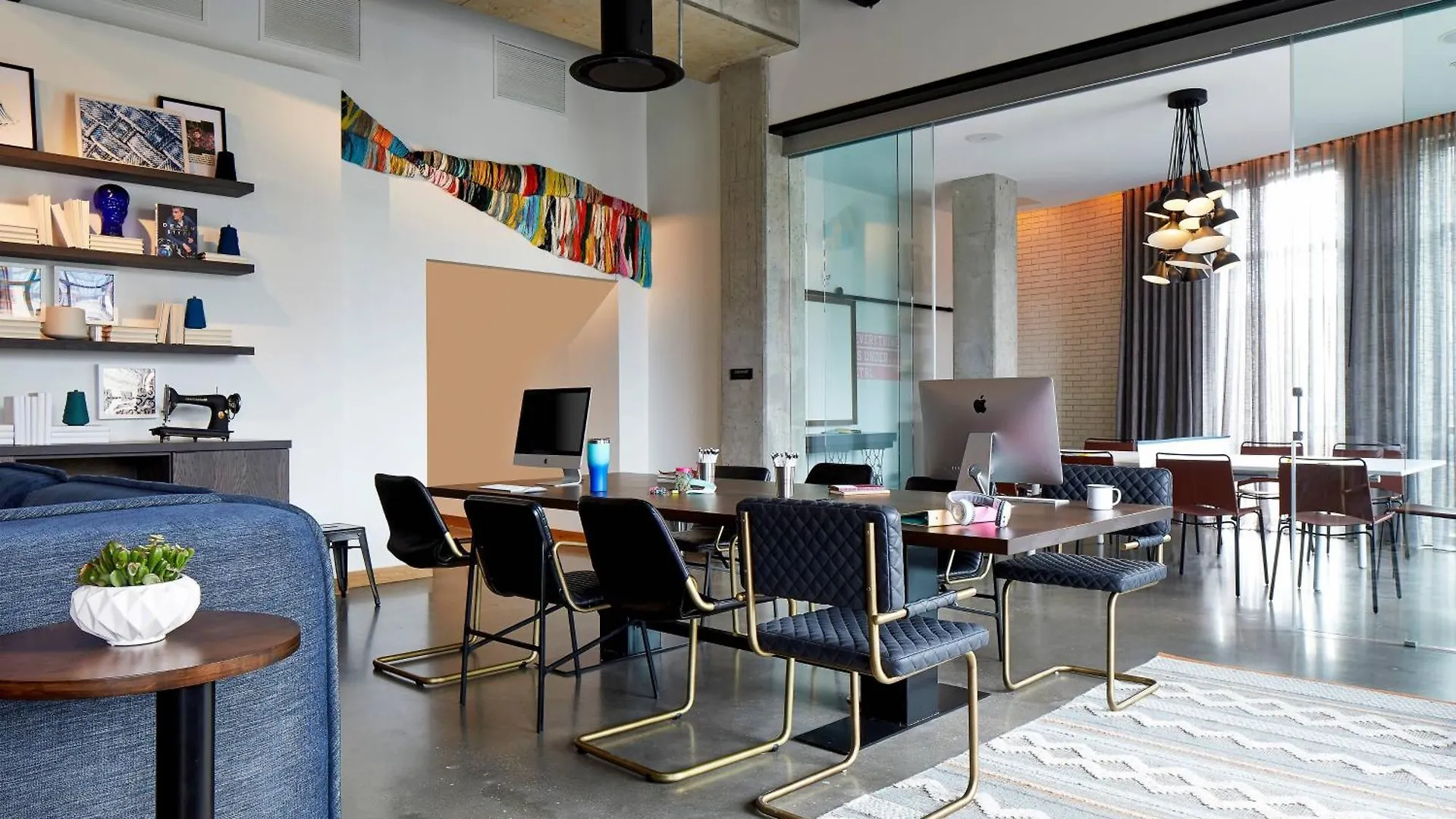 Moxy Columbus Short North Hotell USA